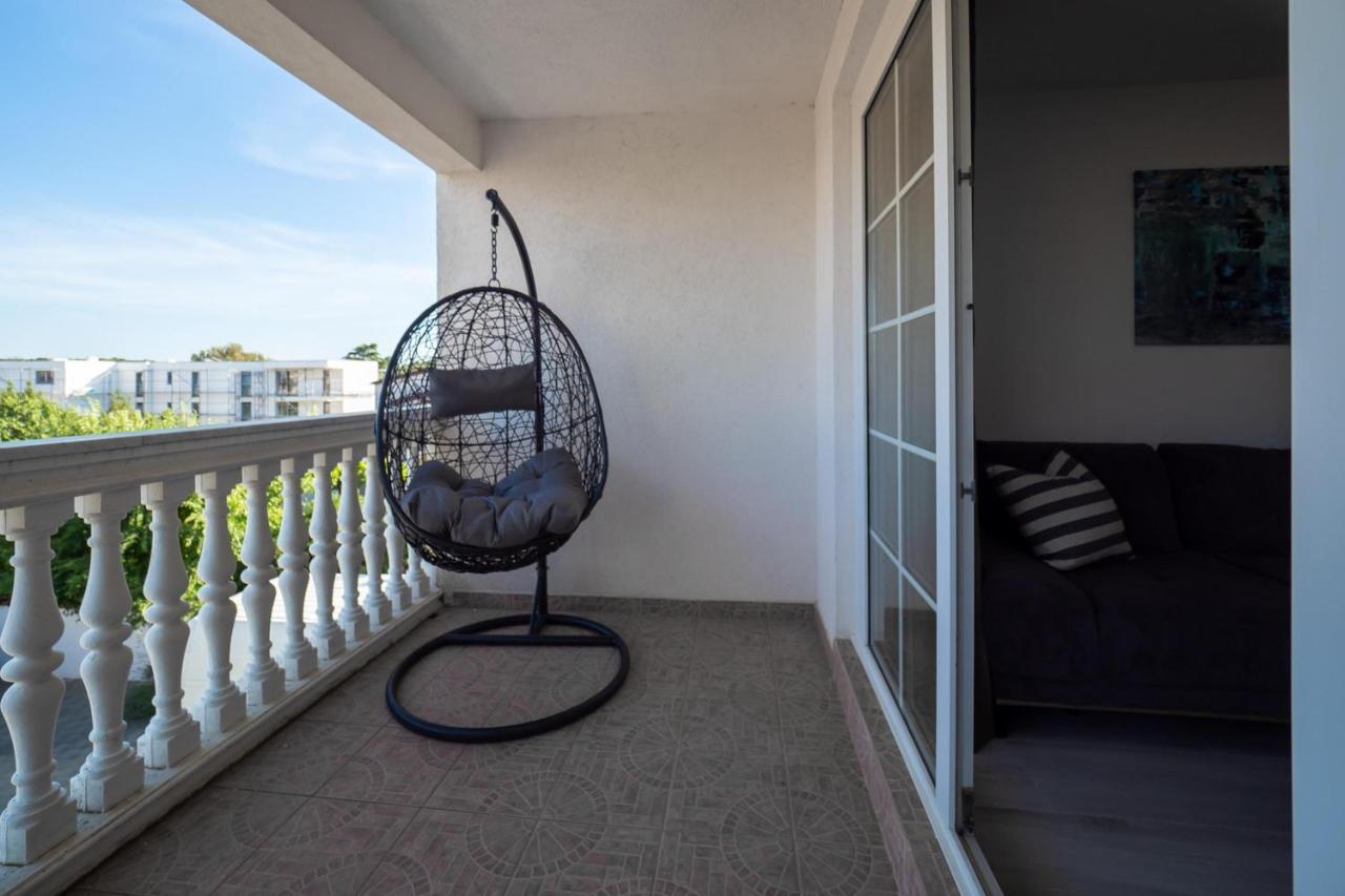 Apartments Domic Banjole Exterior photo