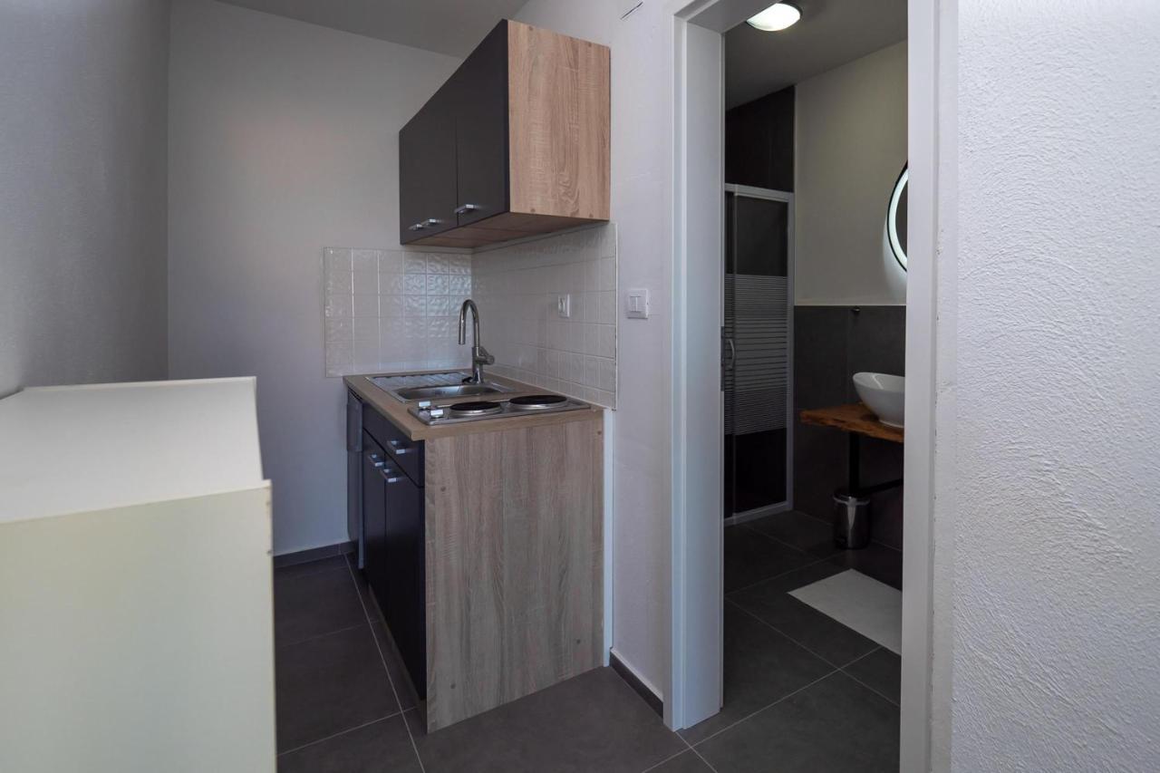 Apartments Domic Banjole Exterior photo