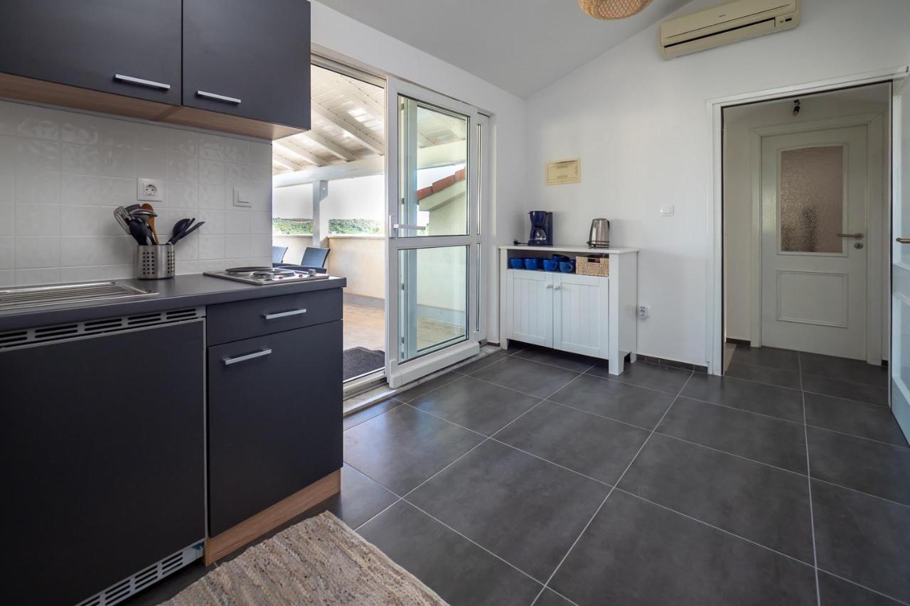 Apartments Domic Banjole Exterior photo